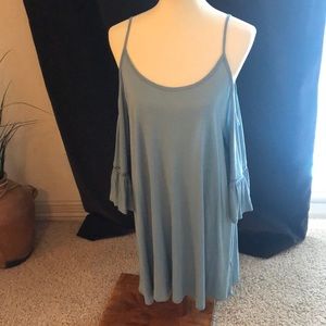 Cold shoulder top